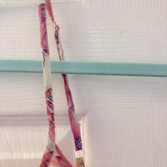 ❣️2 for $15❣️ Floral peasant-style top with crochet details, small - Picture 6 of 7